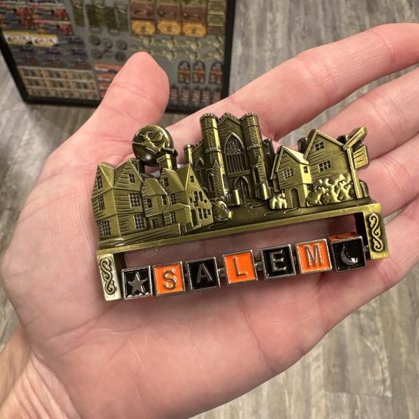 Salem Spinner Magnet Gold