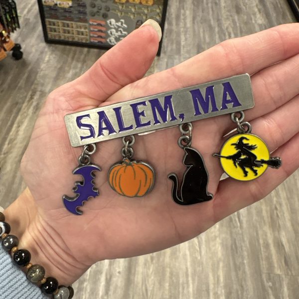 Salem MA Purple Dangle Magnet