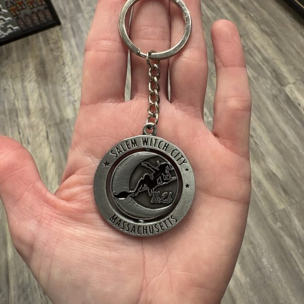 Salem Witch City Metal Spinner Keychain