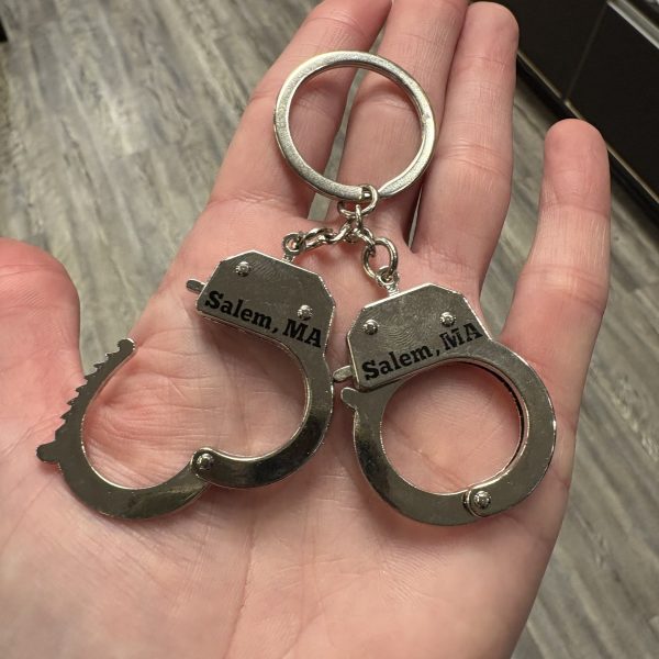 Salem, MA Handcuffs Keychain