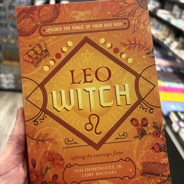 Leo Witch: Unlock the Magic of Your Sun Sign Paperback