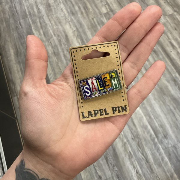 Vintage Salem License Plate Pin