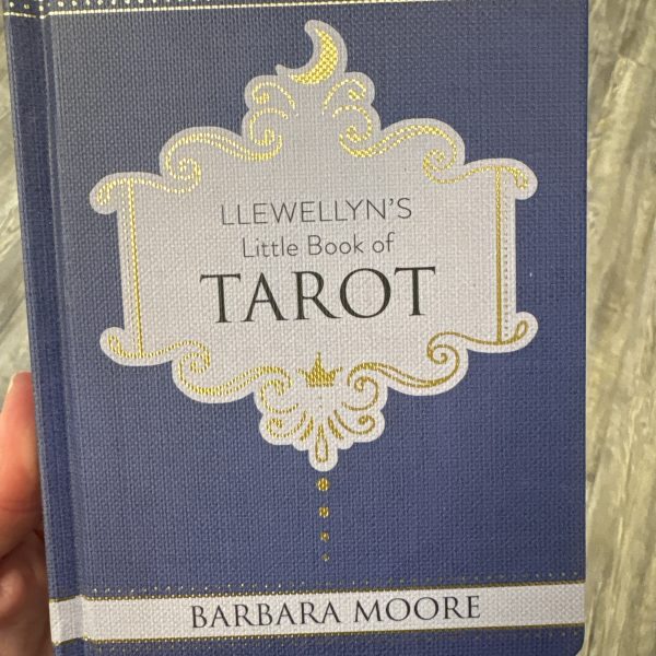 Llewellyn's Little Book of Tarot
